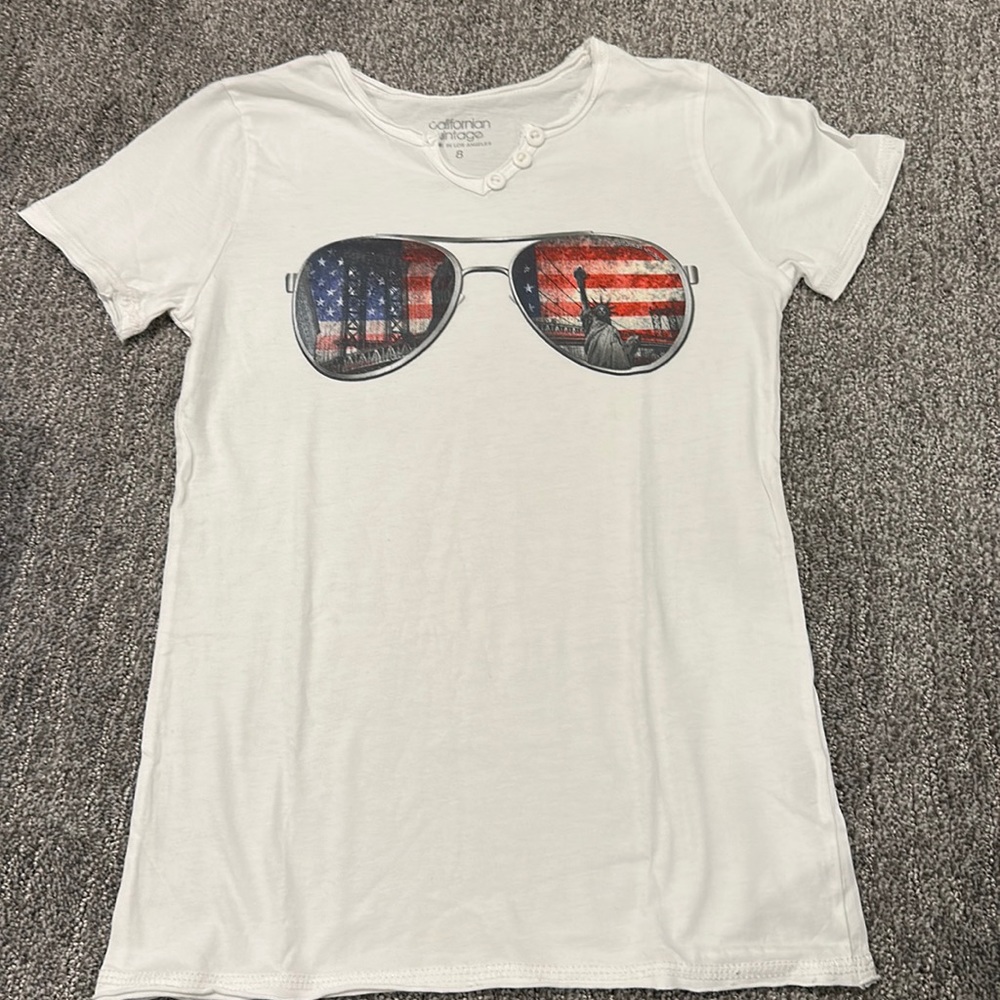 Californian Vintage Sunglass Tee boys size 8